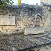 Le Mémorial Saint Eusèbe où reposent 17 Cadets de Saumur