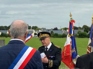  Philippe Chopin, Préfet de Maine et Loire, a rendu hommage aux deux jeunes hommes et a expliqué toute l'importance de ses cérémonies pour le devoir de Mémoire